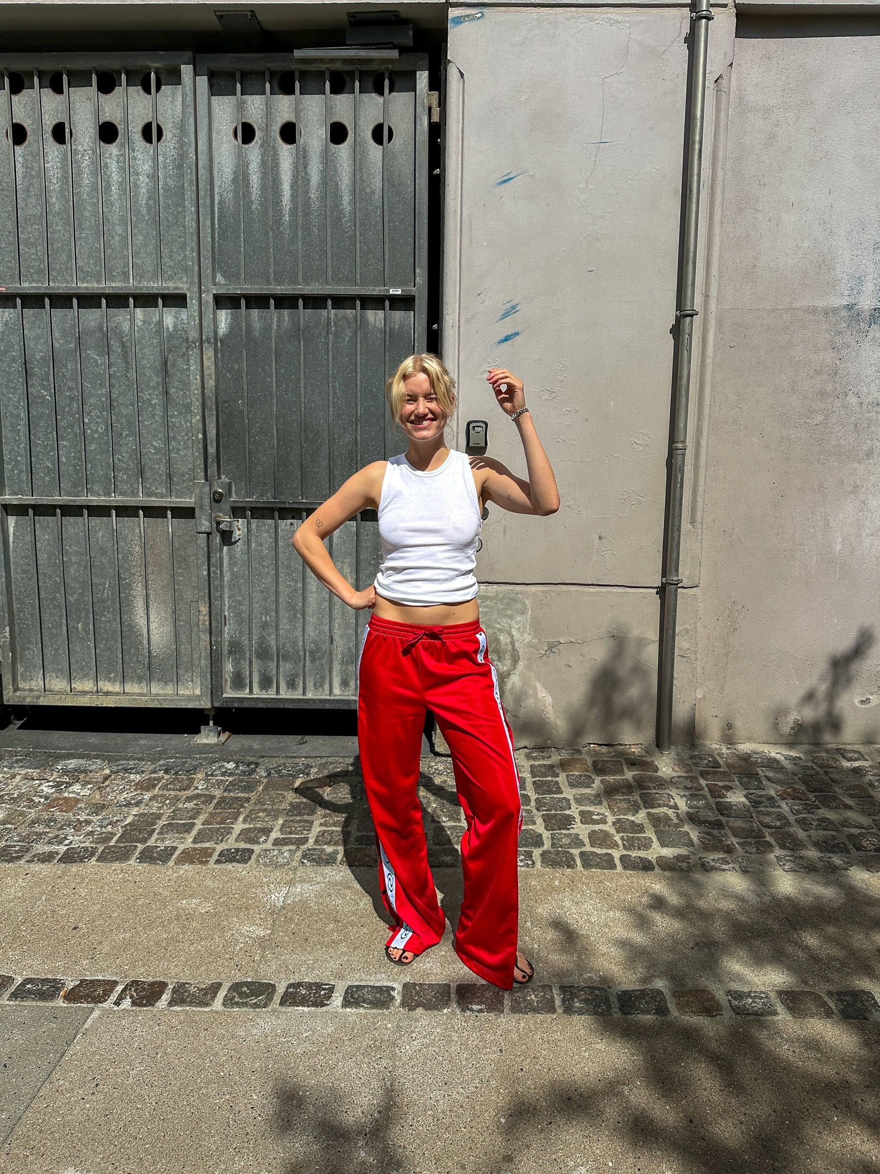 Sofie är 172 cm lång och bär storlek S. | vit