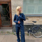 Sofie är 170 cm lång och bär storlek M.