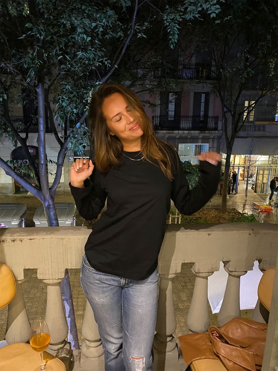 Nadia är 170 cm lång och använder storlek M. 