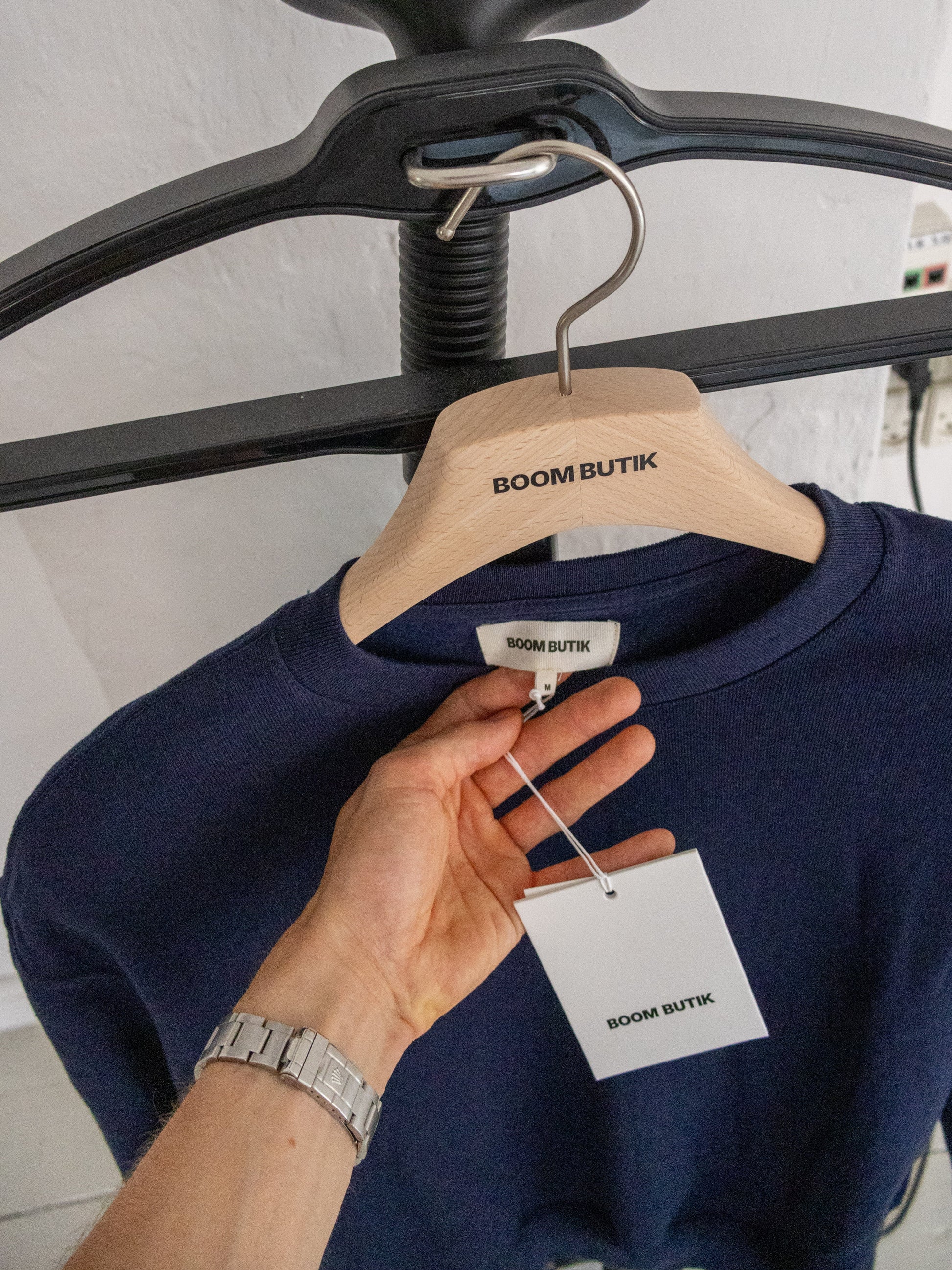 Mörkblå crewneck! Kärlek, Boom | mörkblå