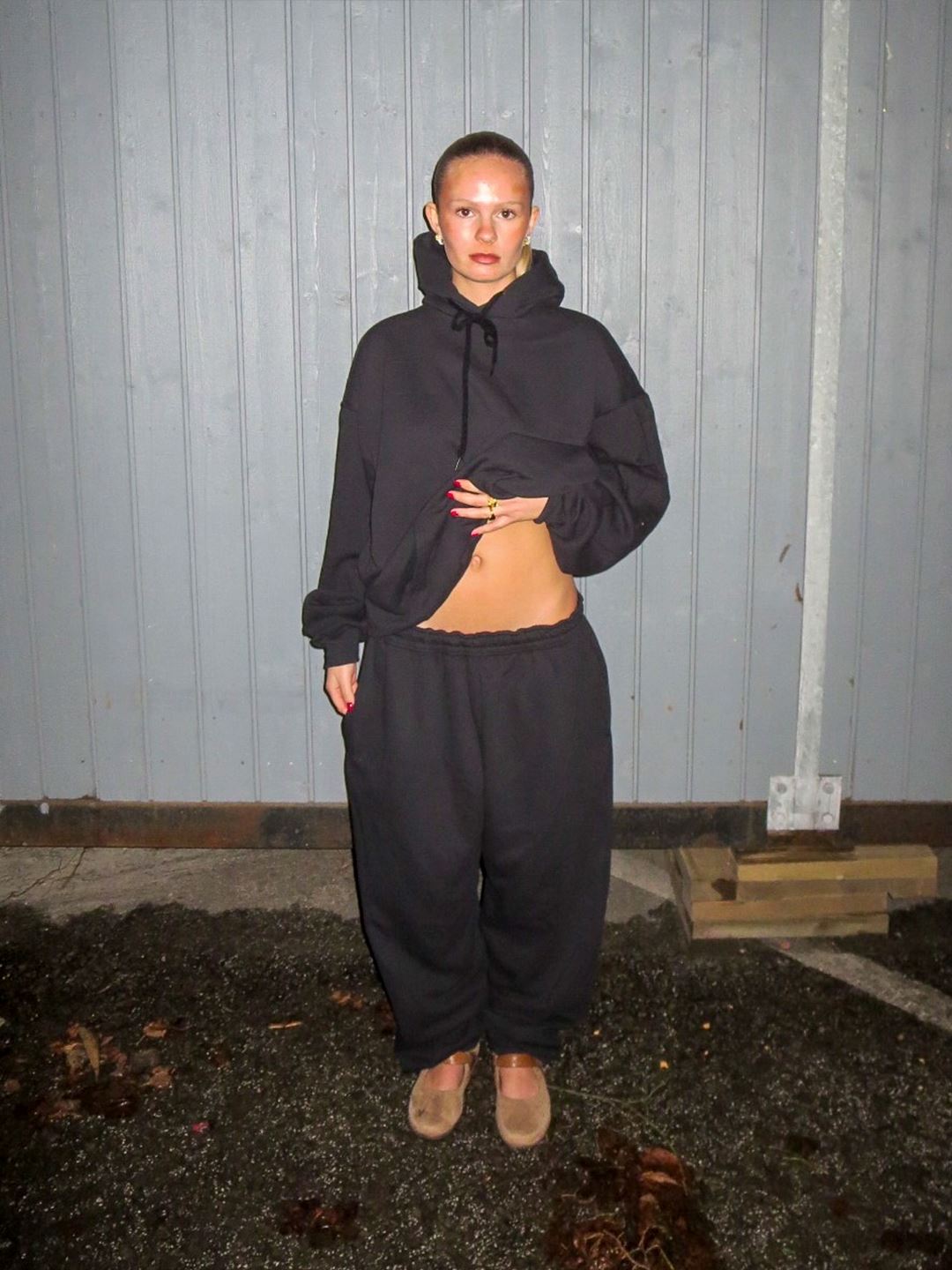 Alberte är 166 cm lång och bär storlek XXL.